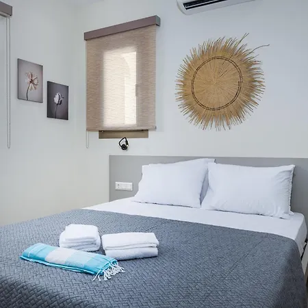 Fasma * Perdika (Aegina)